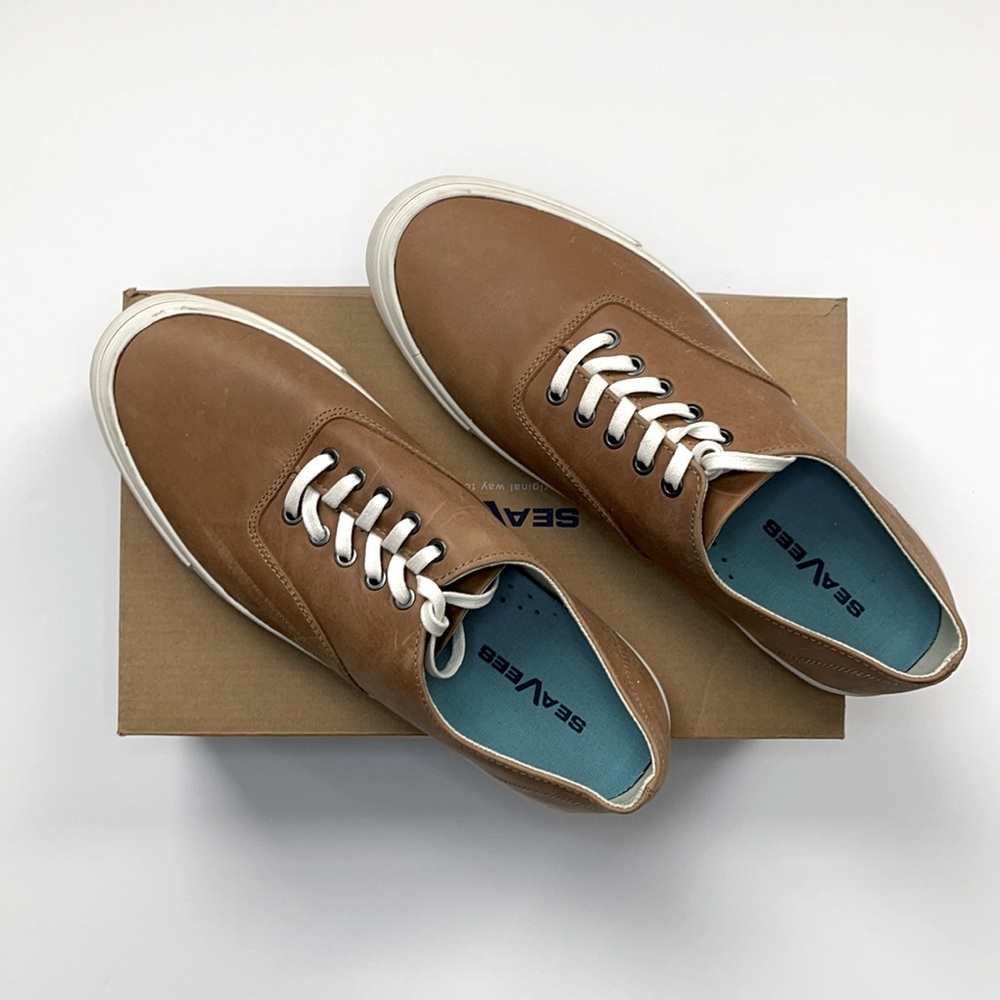 SeaVees | Men’s Legend Leather Boat Sneaker Wintertide